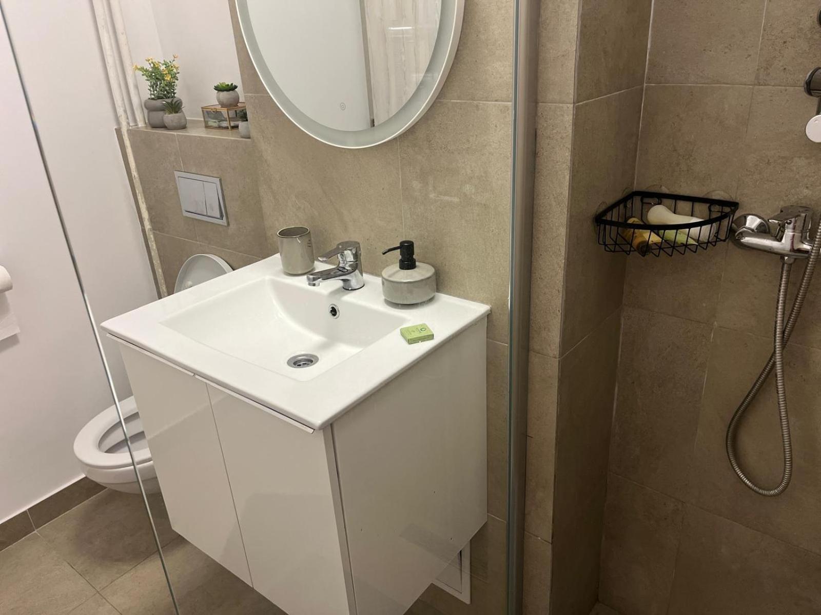 Apartament De Lux Craiova Exterior photo